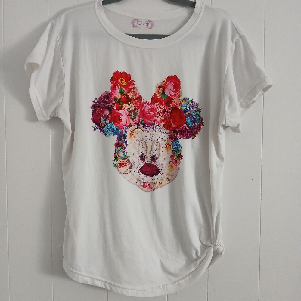 DISNEY MINNIE MOUSE ARTSY FLORAL PRINT WOMANS TEE - Picture 2 of 9